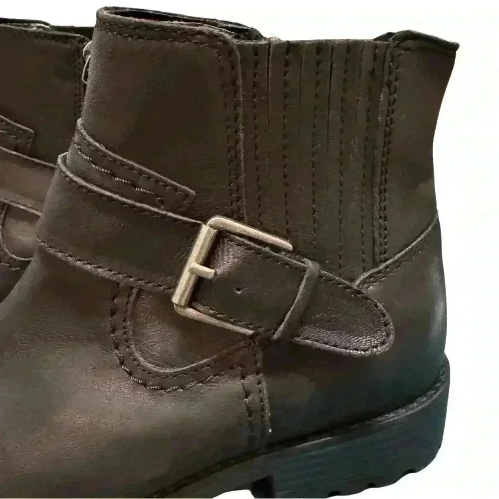 Clarks women’s 6.5 Clarkwell strap boots black buckle closure side zipper - Picture 11 of 16